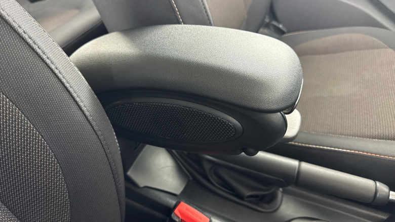 MINI Hatchback 1.5 Cooper Classic 5dr Auto Petrol Hatchback